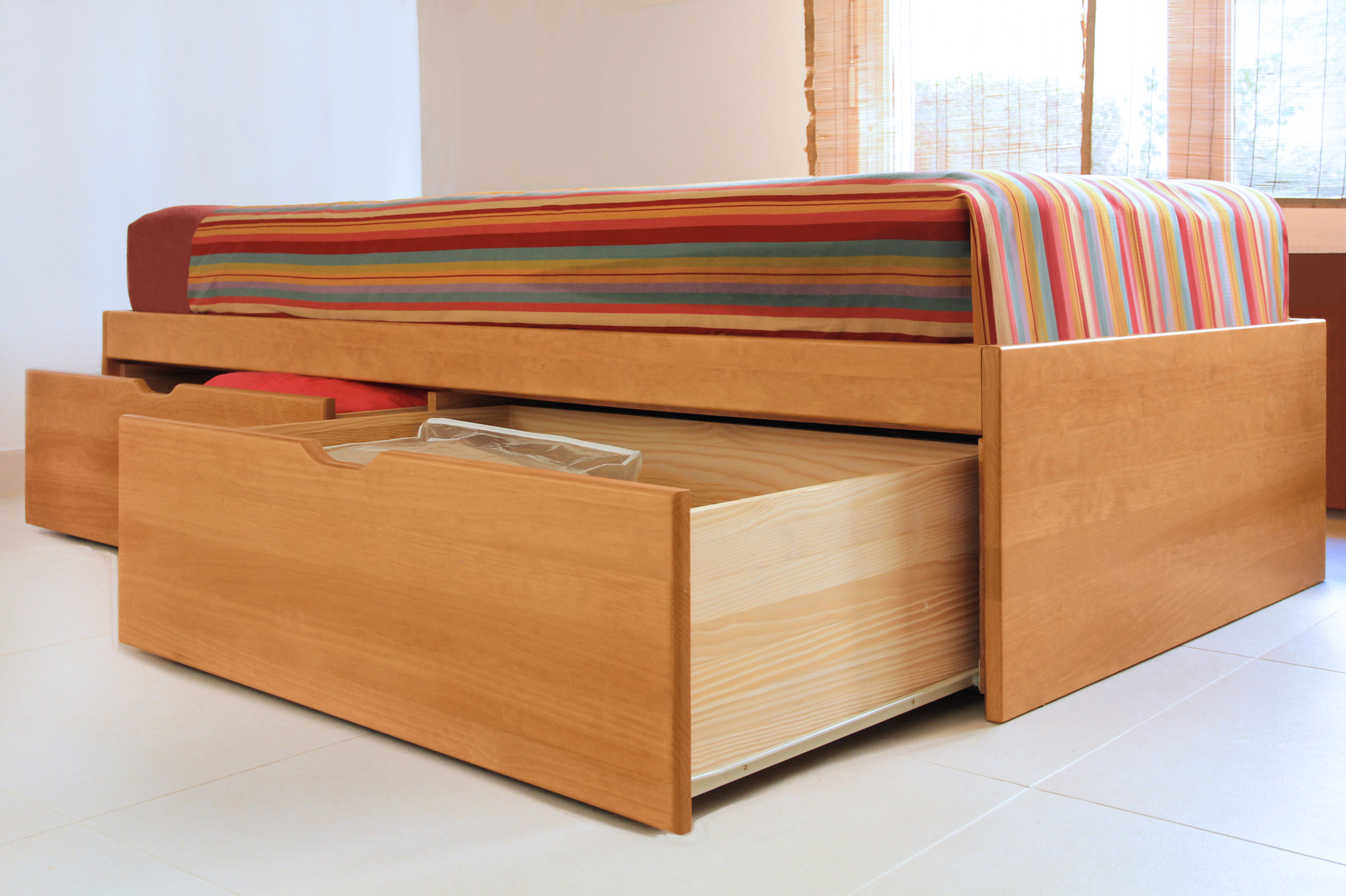 Lit tiroirs MASSAKO 460