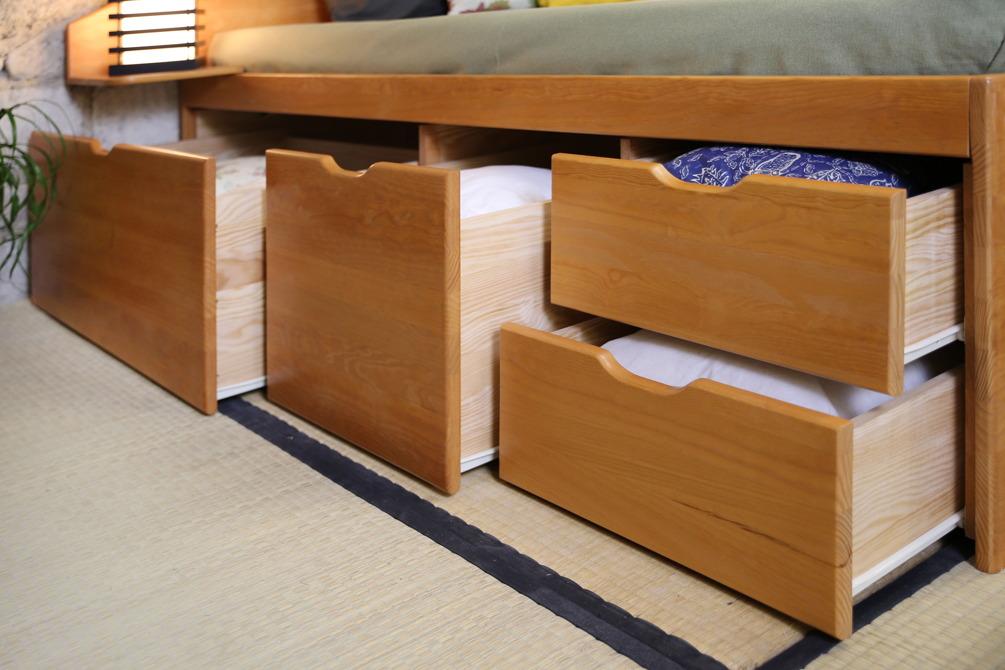 Lit tiroirs MASSAKO 550